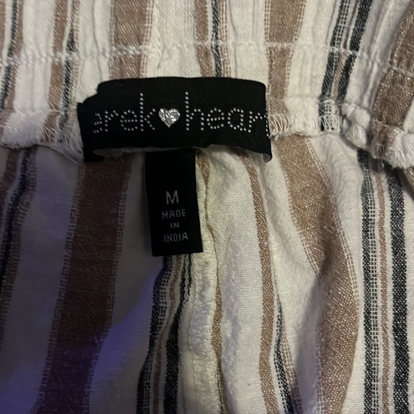 Flare pants. - Picture 2 of 2